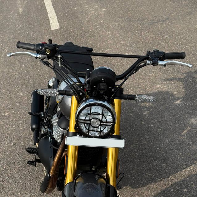 Bear 650 Handlebar Mid Rise Tracker – GearUp Mods Bangalore