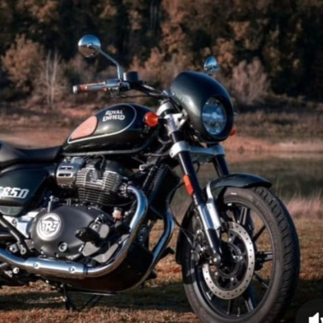 SM650 HEADLIGHT COWL